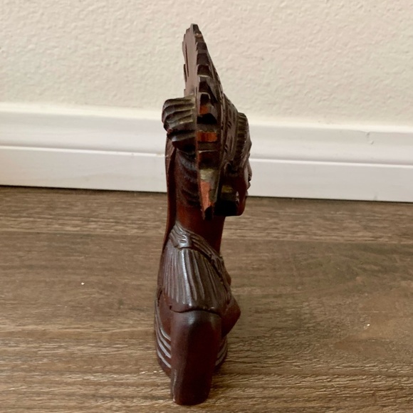 Vintage Miniature Curved Wooden Bust Women - Picture 8 of 10